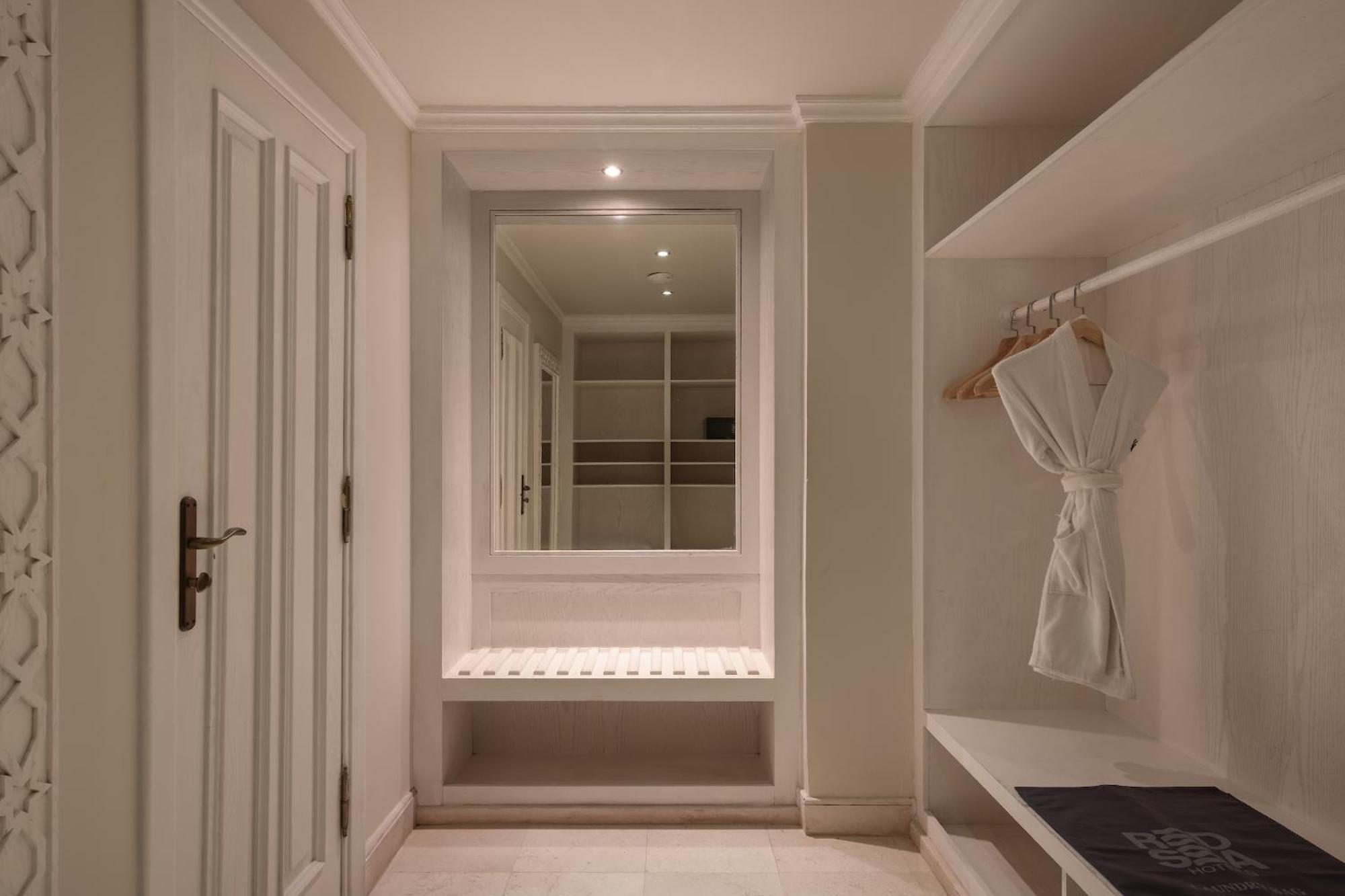 Suite Private Pool